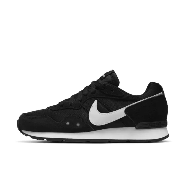 Nike  VENTURE RUNNER  women's Shoes (Trainers) in Black