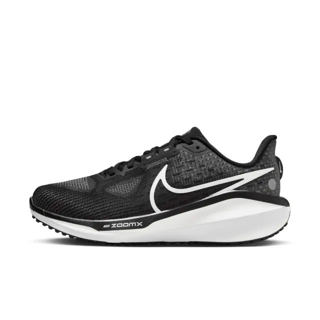 Nike Running Vomero 17 Trainers In Black And White