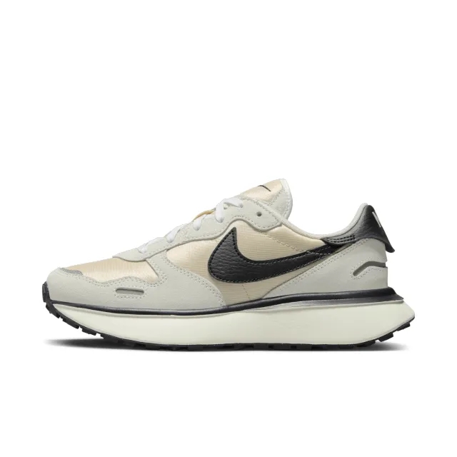 Nike Waffle Women Shoes - White