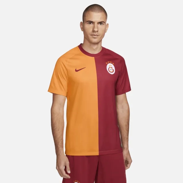 Galatasaray Nike Home Football Shirt 2023-24