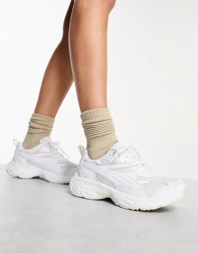 Puma  Phazer Base  men's Shoes (Trainers) in White