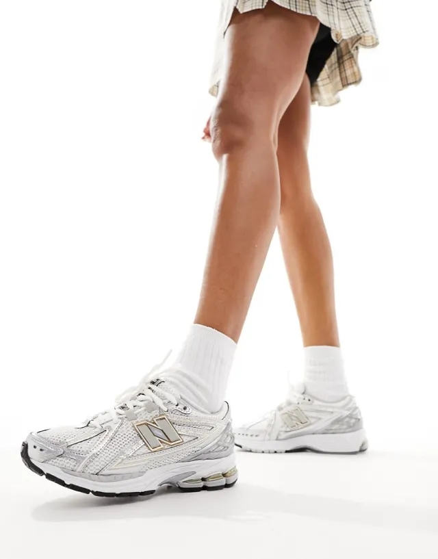 New Balance Unisex 1906R in White/Grey Synthetic