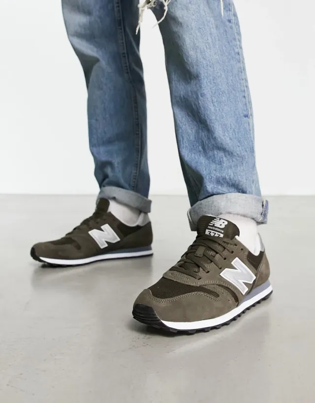 New Balance  373  men's Shoes (Trainers) in Kaki