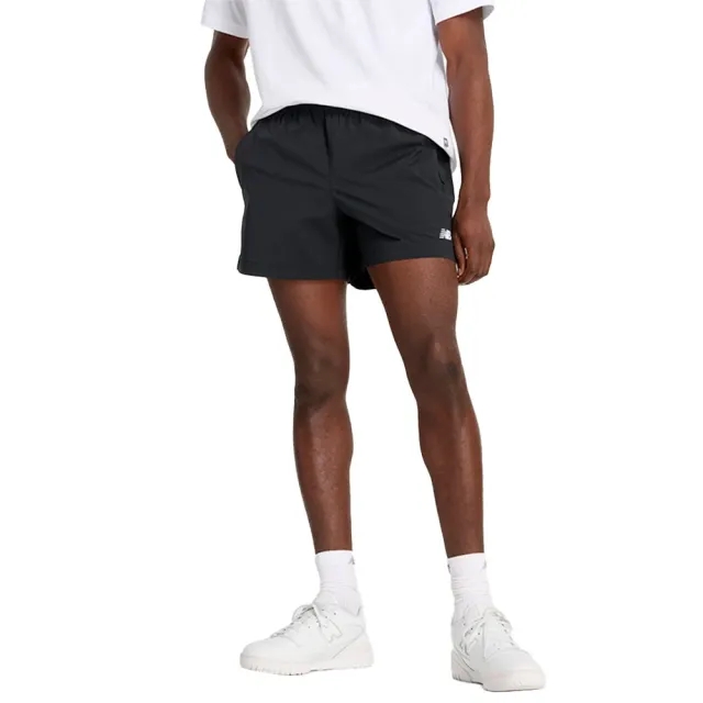 New Balance Men's Athletics Stretch Woven Short 5 in Black Polywoven