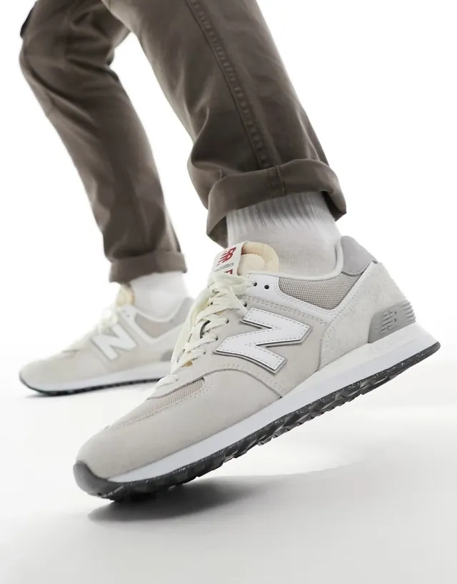 New Balance 574 Trainers