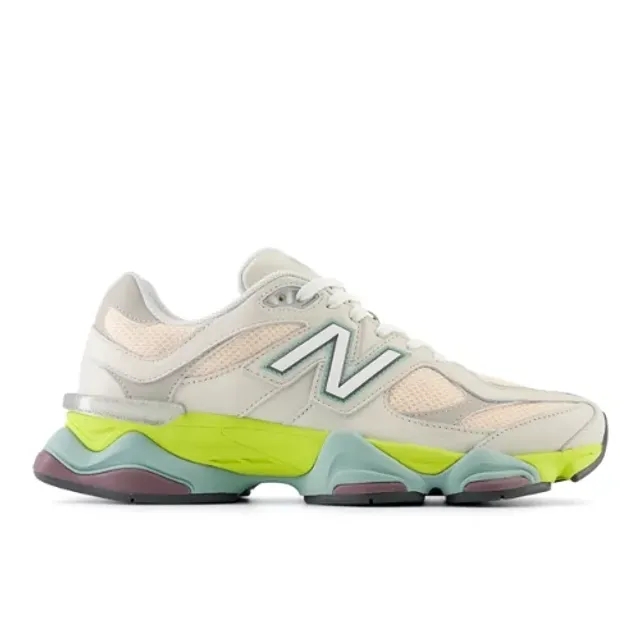 Sneakers New Balance 9060 Moonbeam/ Vintage Rose/ Moonrock Eur 41.5