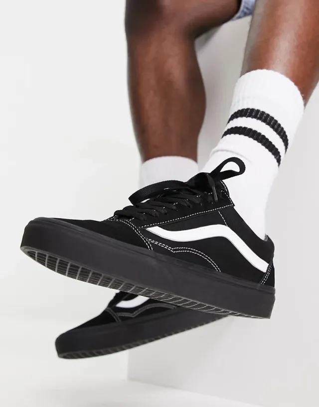 Vans UA Old Skool - Black - Mens