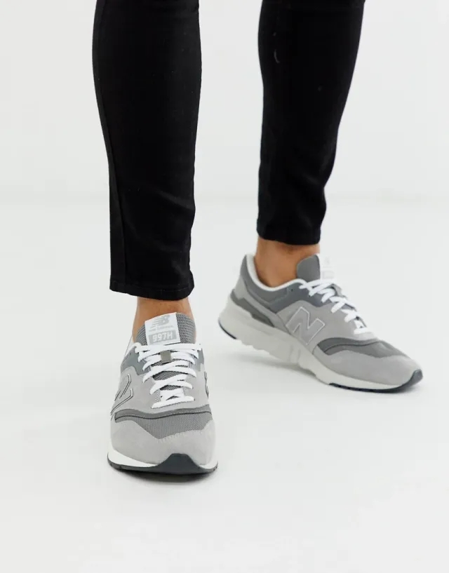 New Balance 997 trainers in grey