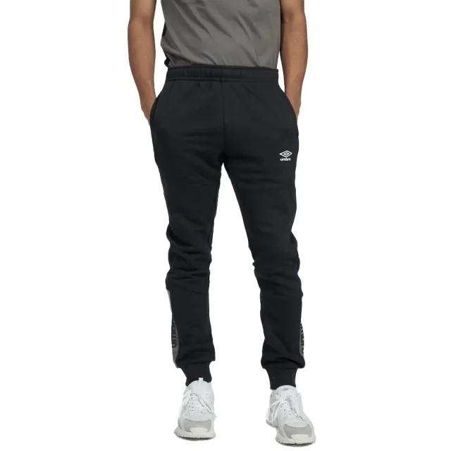 Umbro Sportswear Sweat Pants  - Black