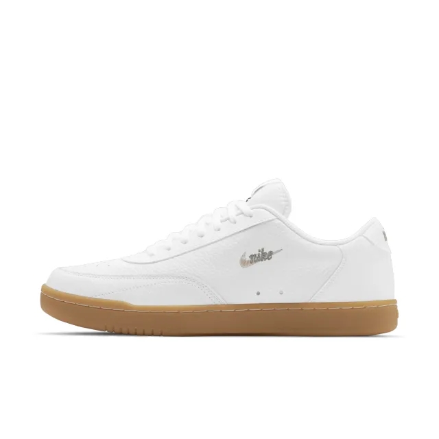 Nike court vintage premium trainers in white