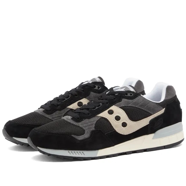 Saucony - Shadow 5000 in Black