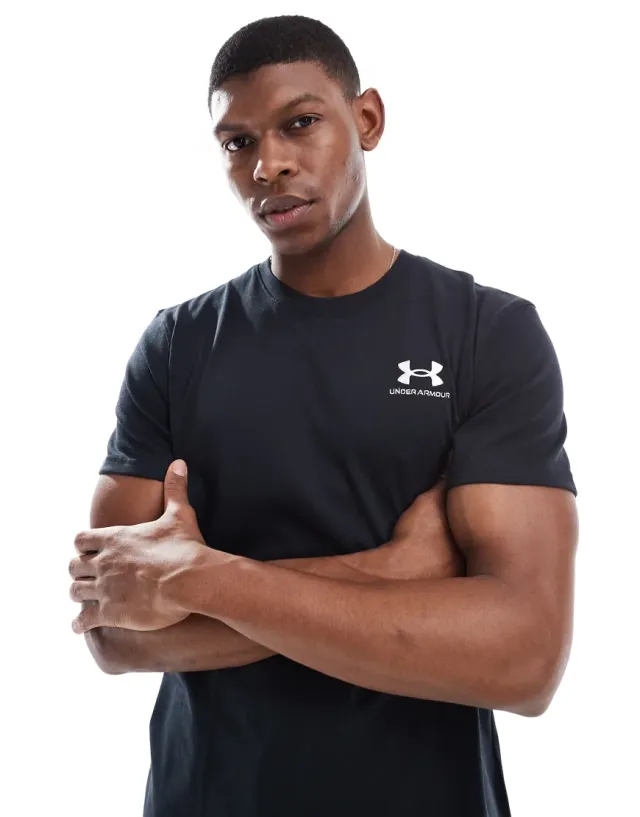Under Armour Logo Embroidered Heavyweight Short Sleeve T-Shirt In Black