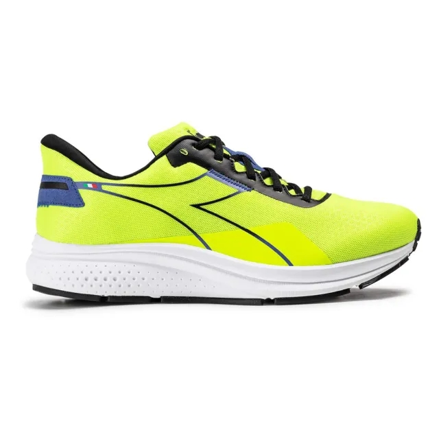 Diadora Sportswear Passo 2 Running Shoes  - Yellow