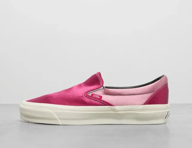 Vans Slip-On LX - Red, Red