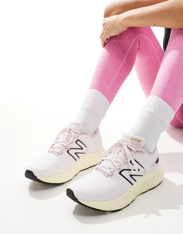 New Balance Fresh Foam X Evoz V3 Running Shoes