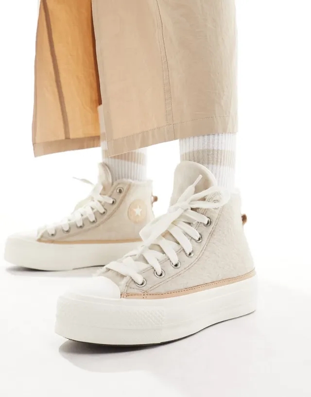 Converse all star hi winter warmers trainers in white & beige