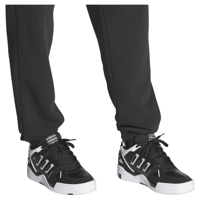 adidas  MIDCITY LOW  men's Shoes (Trainers) in Black