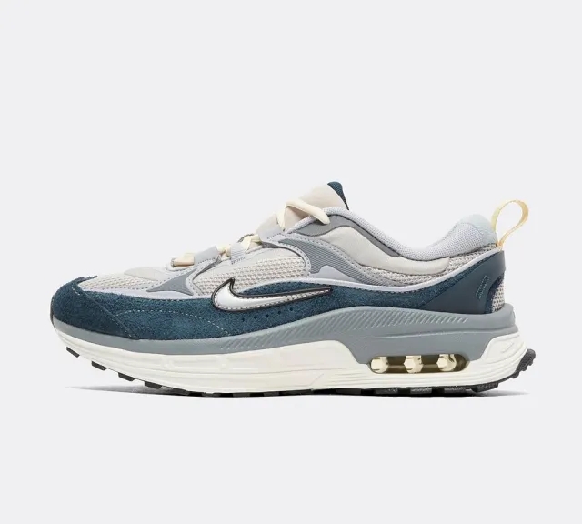 Nike Womens Air Max Bliss Trainer - Grey - Size 3 - Grey