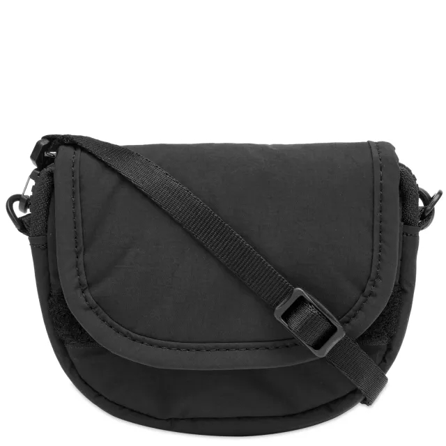 Mazi Untitled Clam Cross Body Bag Black