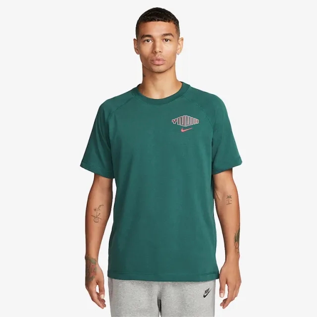 Nike Liverpool 22 23 Champions League SS Travel Top