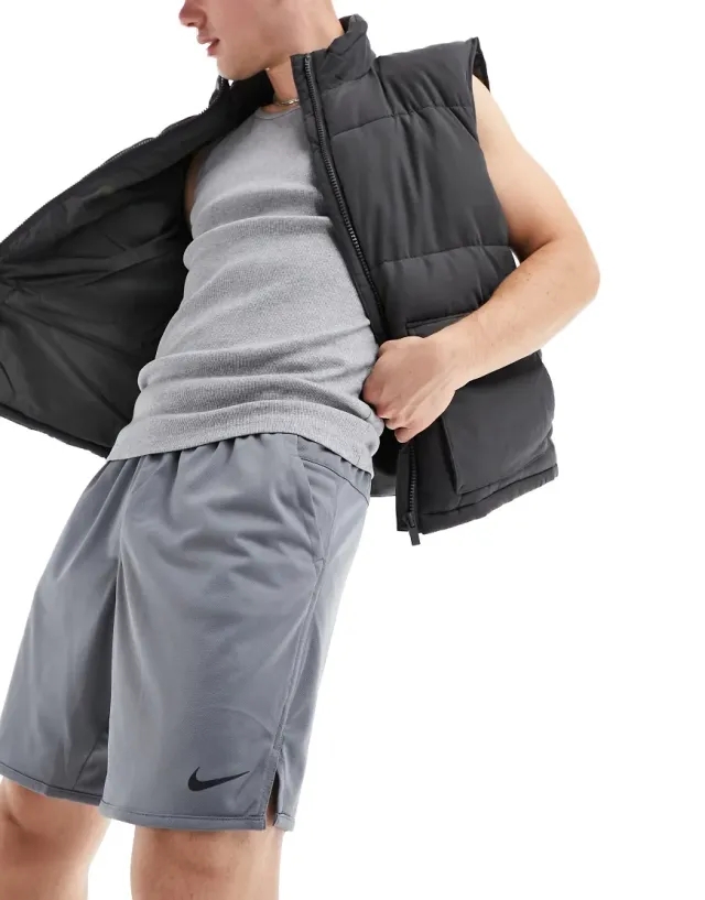 Nike Dri FIT Totality 7 Unlined Shorts