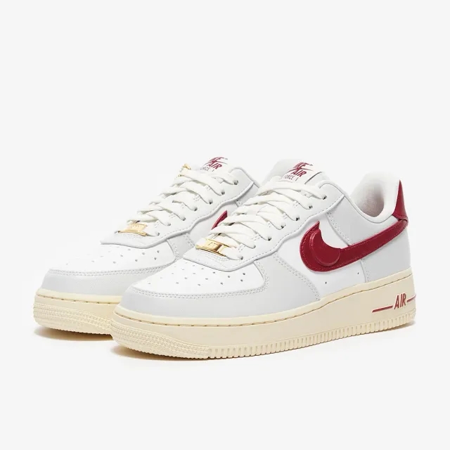 Nike Sportswear Womens Air Force 1 07 SE