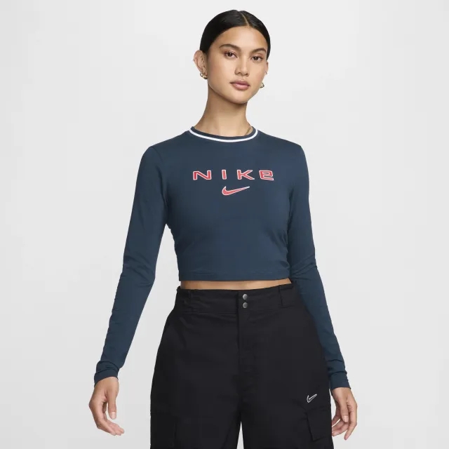 Nike Sportswear Chill Knit Women's Slim Long-Sleeve Cropped Graphic Tee - Blue