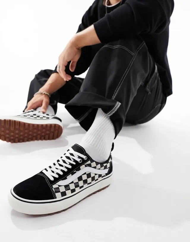 Vans Old Skool Mte-1 Outdoor Trainers In Checkerboard-Black