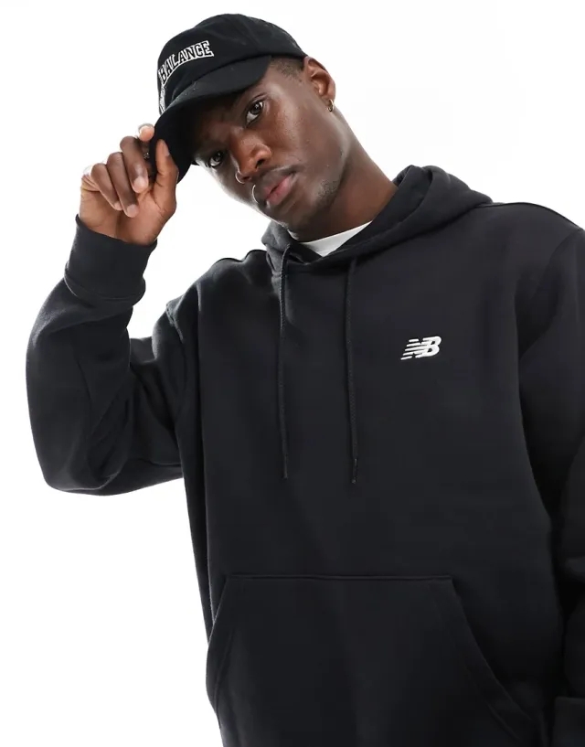 New Balance Small Logo Brushed Hoodie In Black