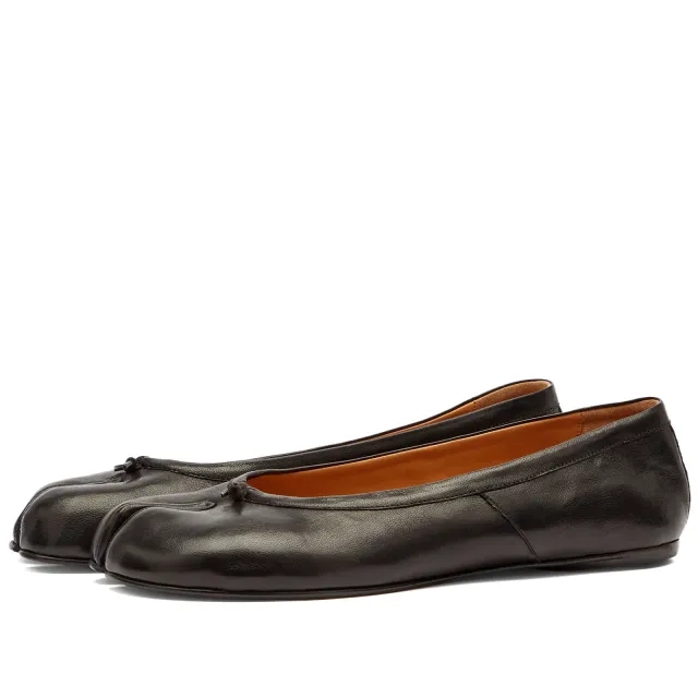 Maison Margiela Women's Tabi Flat Ballerina Black