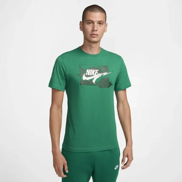 Nike Club Men's T-Shirt - Green - Cotton/Polyester