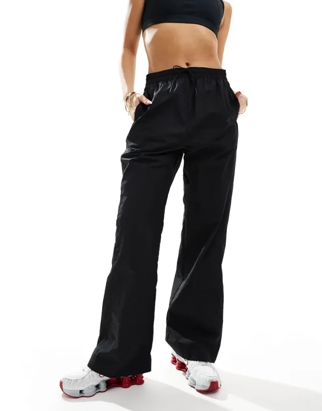Nike Womens High-Waisted Woven Open-Hem Pant - Black - Size XL - Black