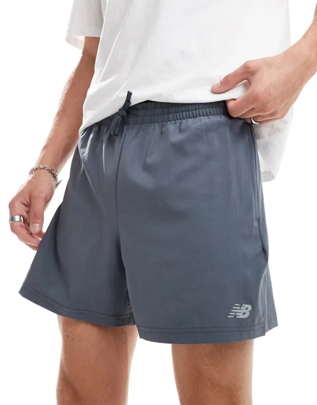 New Balance Sport Essentials Short 5 In Grey