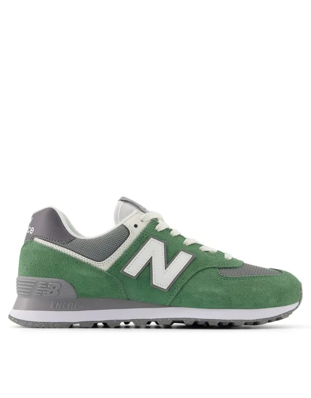 New Balance  574  women's Shoes (Trainers) in Green