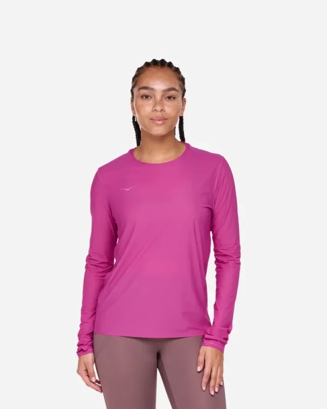 Hoka One One HOKA Women's Airolite Run Long Sleeve in Fuschia