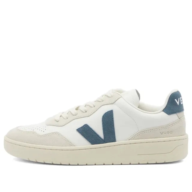 Veja V-90 Trainers