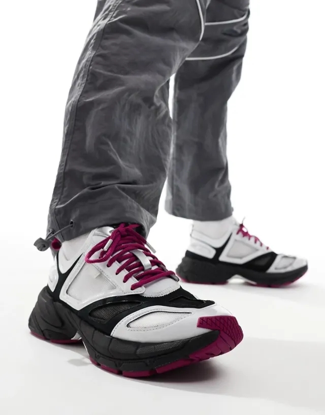 Puma x Mas Tiempo Velophasis NU