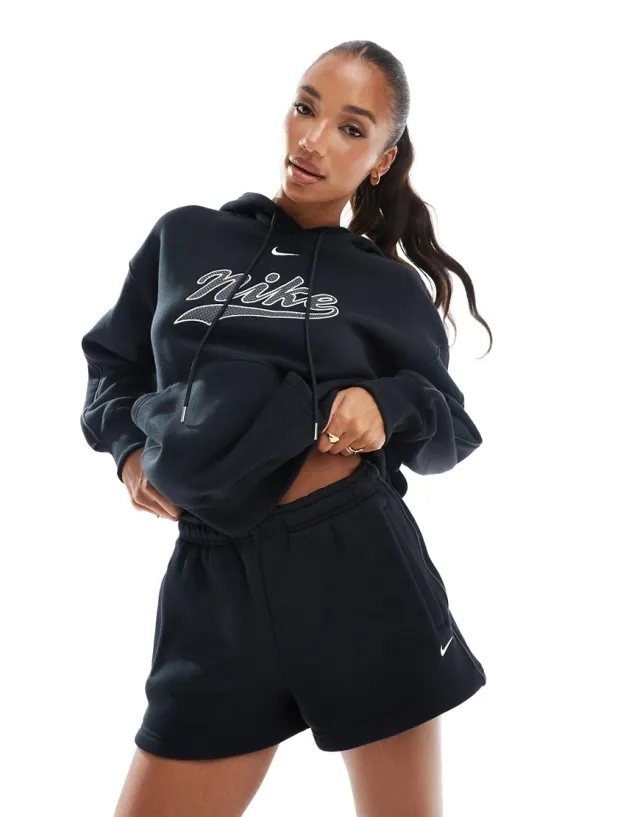 Nike Trend Fleece Shorts In Black
