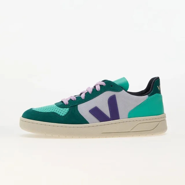 Veja WMNS V-10