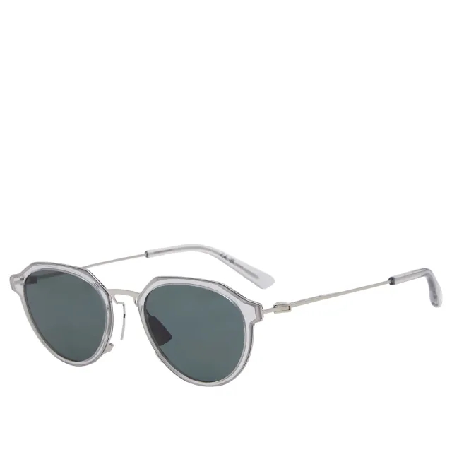 Bottega Veneta Eyewear Bottega Veneta Thin Triangle Sunglasses Grey/Silver/Green
