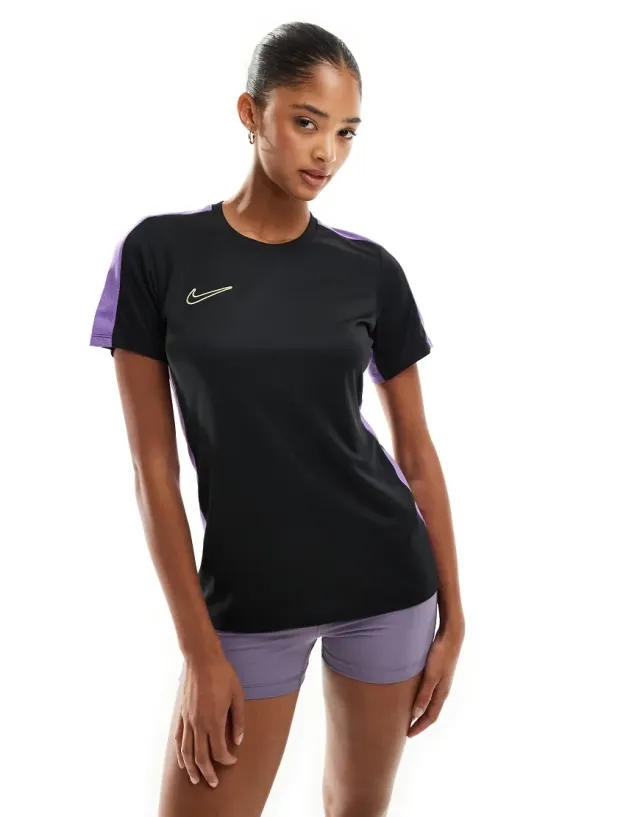Nike Football Academy 23 T-Shirt In Black And Purple