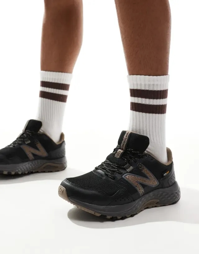 New Balance 410v8 Trainers