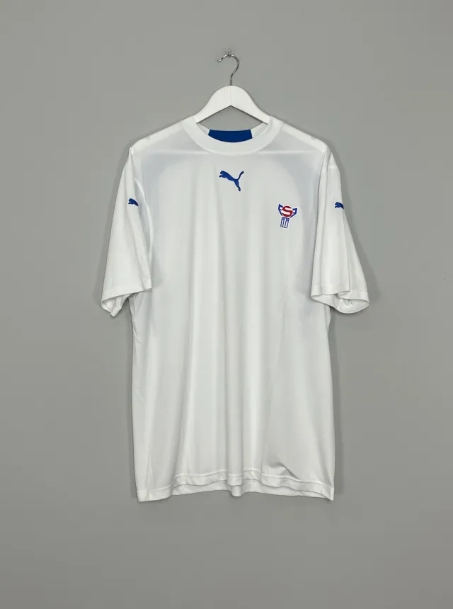 2010/11 FAROE ISLANDS HOME SHIRT (L) PUMA | Cult Kits