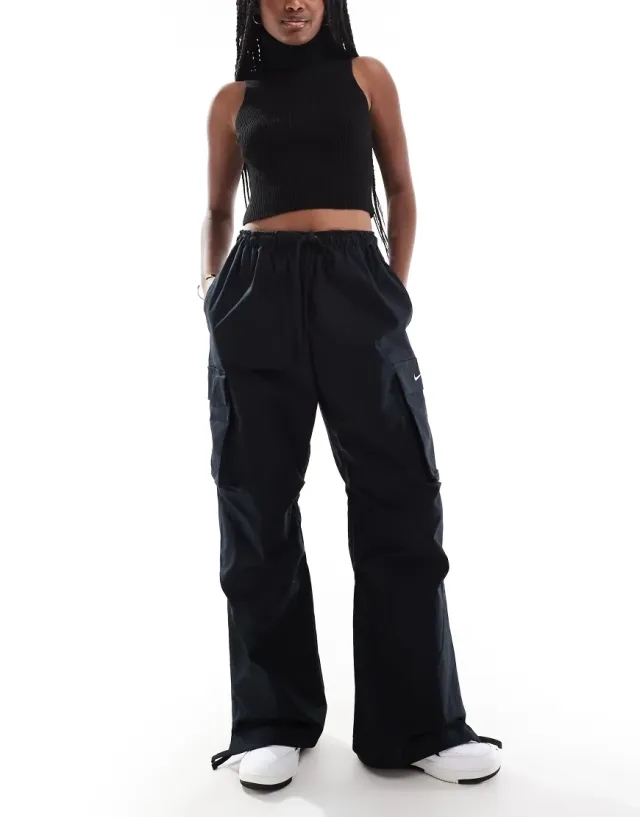 Nike Dance Cargo Pant In Black