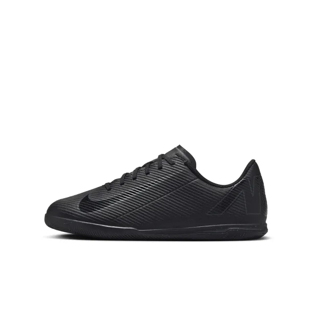 Nike Jr. Mercurial Vapor 16 Club Younger/Older Kids' IC Low-Top Football Shoes - Black