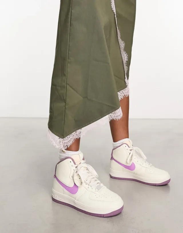Nike Air Force 1 Sculpt Trainers In Ivory And Violet-White