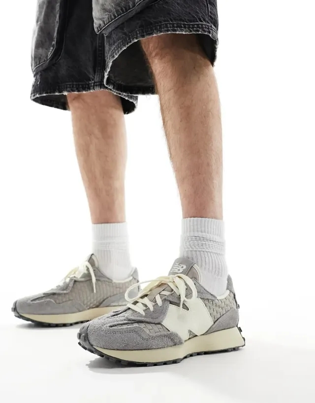 New Balance 327 Trainers In Grey