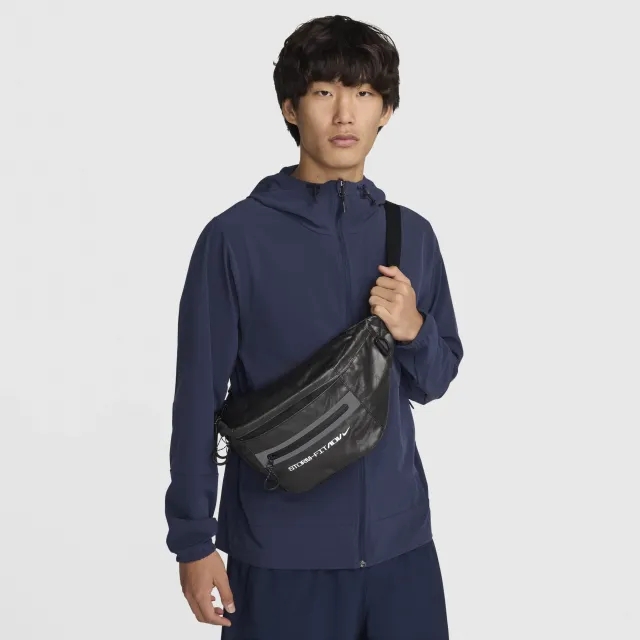 Nike Pro Storm-FIT ADV Cross-Body Bag (6L) - Black