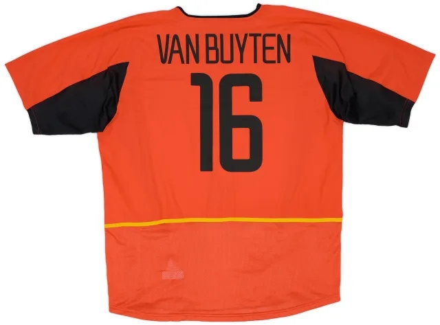 Nike 2002-04 Belgium Home Shirt Van Buyten #16 - 9/10 - (XXL)