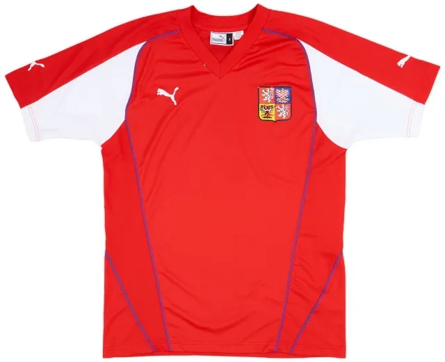 Puma 2004-05 Czech Republic Basic Home Shirt - 5/10 - (L)